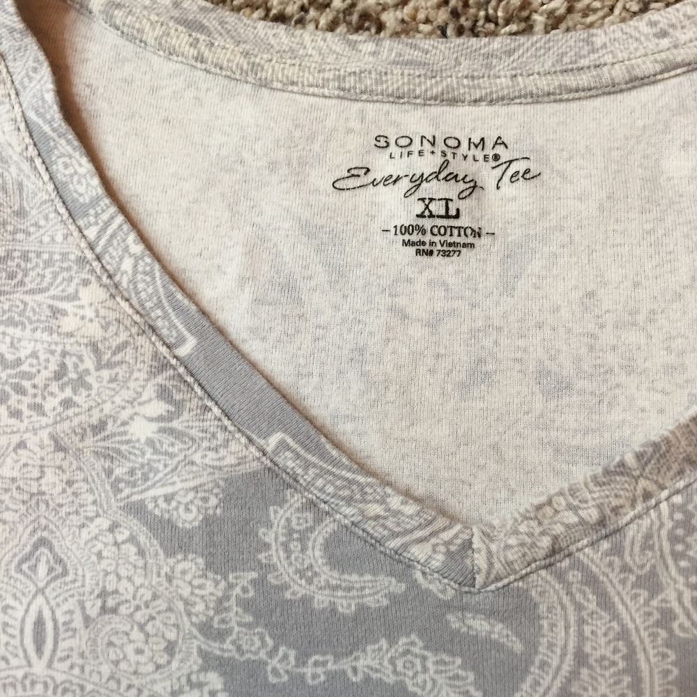 Sonoma Everyday Tee Gray and white